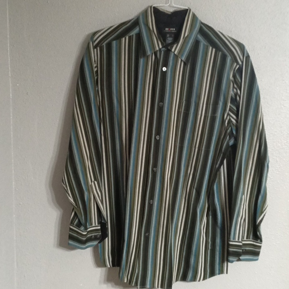 Access Button Down Shirt Size Large